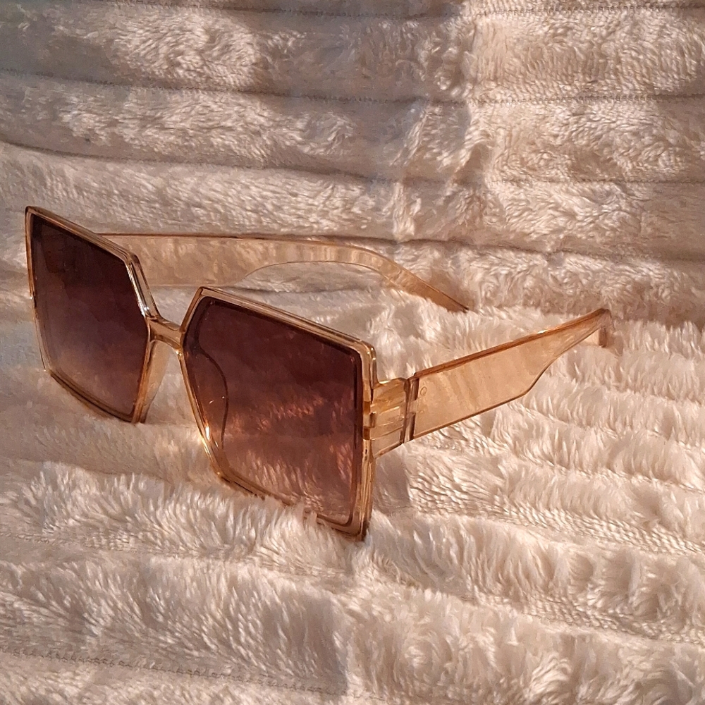 Source Unknown Gold Frame Sunglasses - image 2